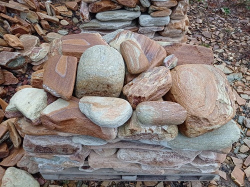 Златолит жёлтый, жёлто-зелёный глыбки и валуны для ланшафтного дизайна купить в Кусе