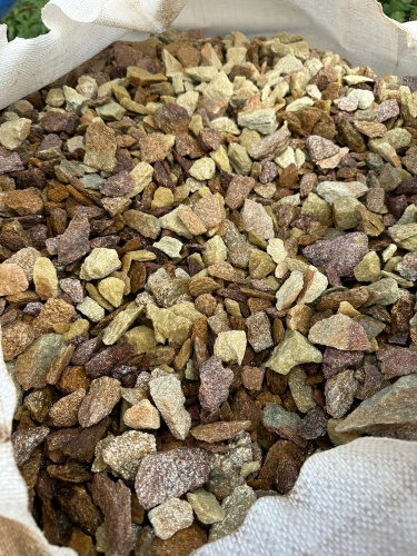 Златолит персиковый декоративная каменная крошка купить в Кусе