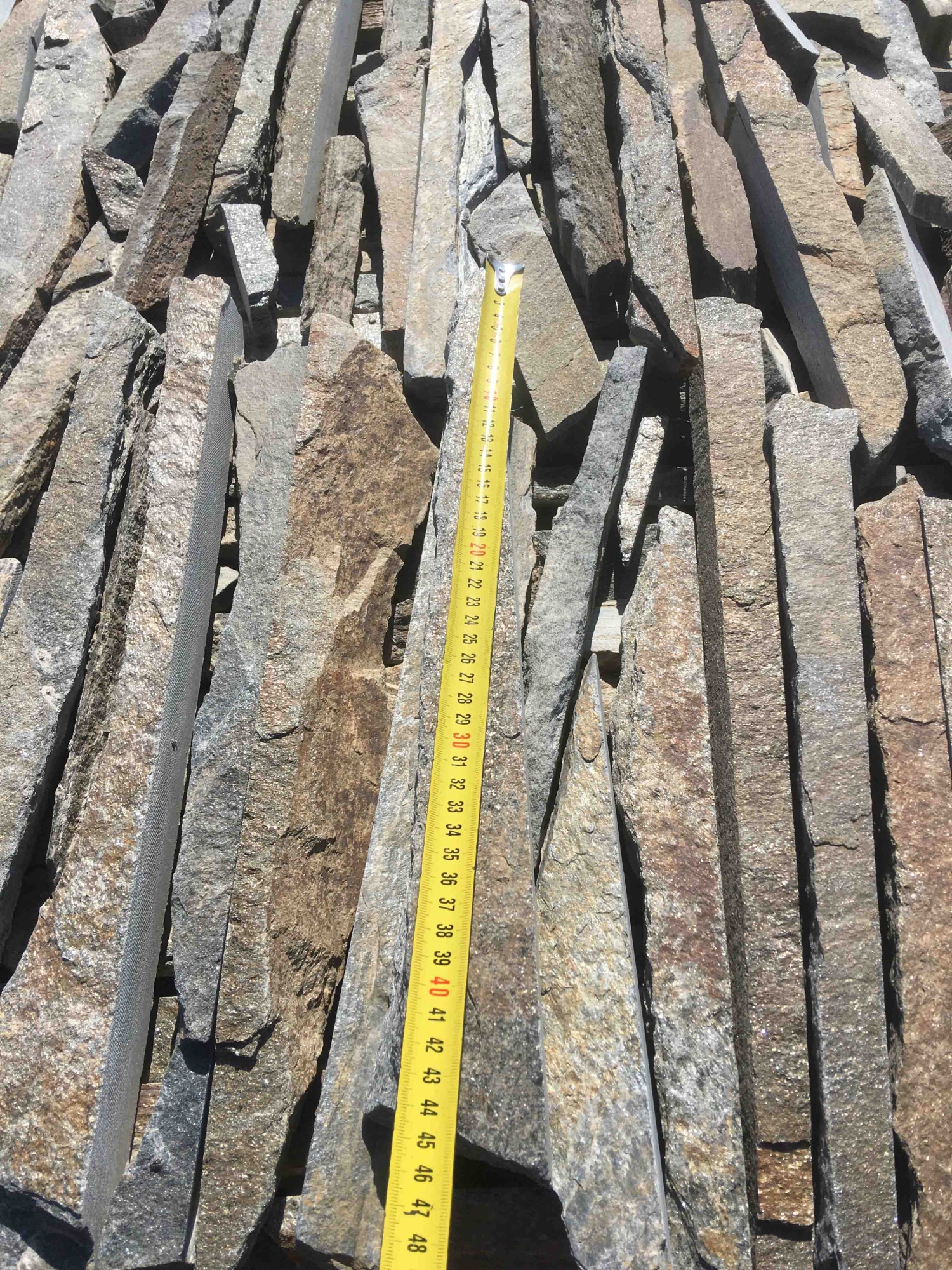 Горбушка златолит мультиколор для облицовки купить в Кусе