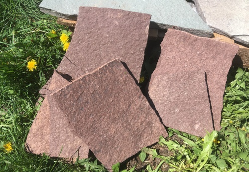 Плитняк лемезит бордовый для цоколя 1,5-2 см купить в Кусе