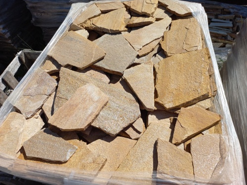 Плитняк златолит жёлтый золотистый для отмостки купить в Кусе