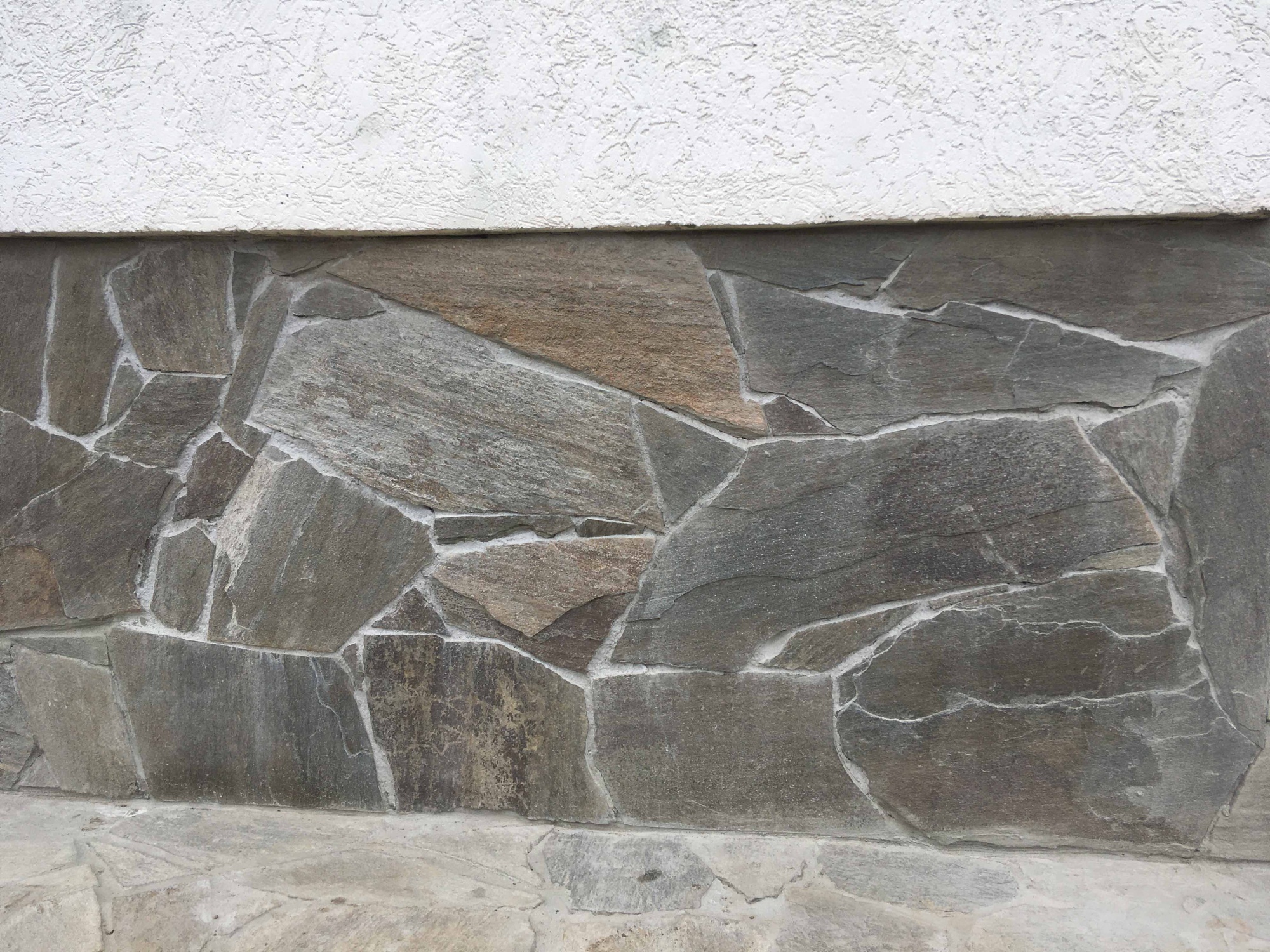 Плитняк златолит Уральский  для фасада купить в Кусе