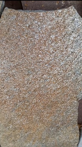 Плитняк златолит серебристый для цоколя, отмостки купить в Кусе