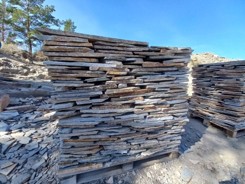 Плитняк златолит серебристый для фасада купить в Кусе