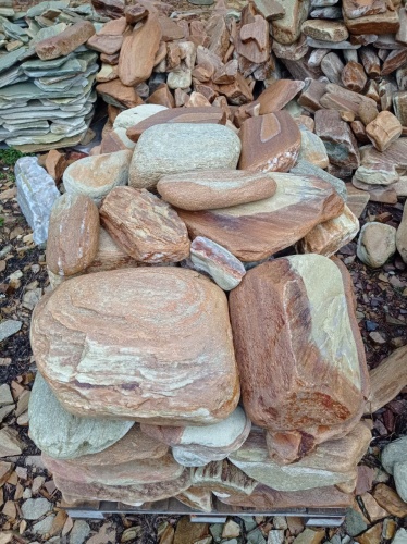 Златолит жёлтый, жёлто-зелёный глыбки и валуны для ланшафтного дизайна купить в Кусе