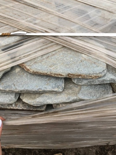 плитняк златолит серебристый галтованный