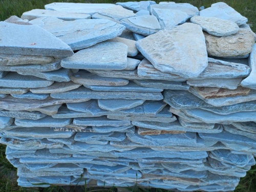 Плитняк златолит зелёный галтованный для цоколя купить в Кусе